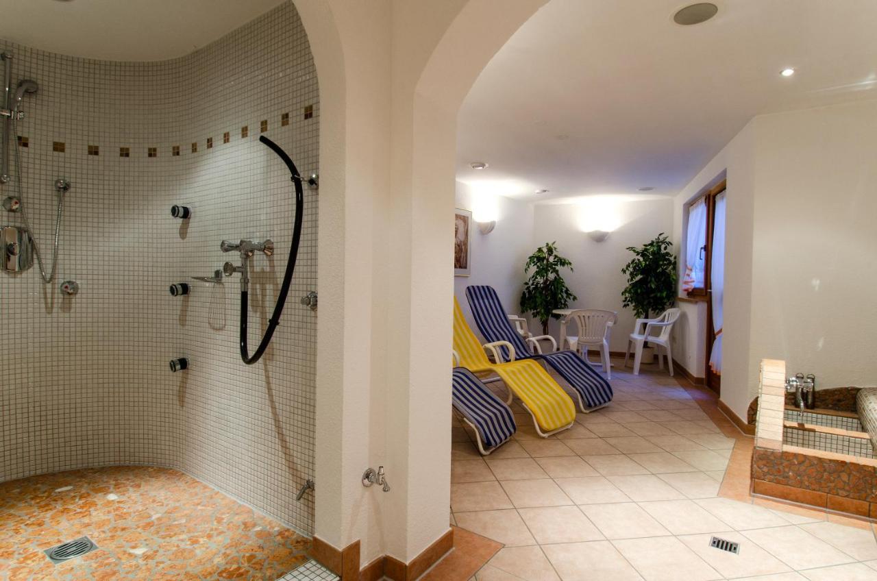 Hotel Garni Golfais อิสชเกิล ภายนอก รูปภาพ